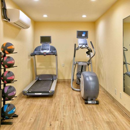 Days Inn By Wyndham Batesville Εξωτερικό φωτογραφία